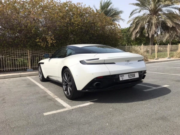 White Aston Martin DB11 Photo 11