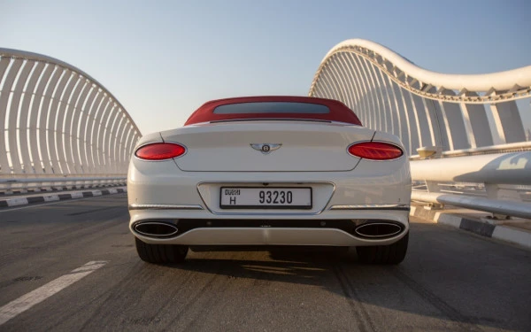Bentley Continental GTC V12