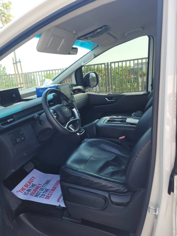 Hyundai Staria 11S