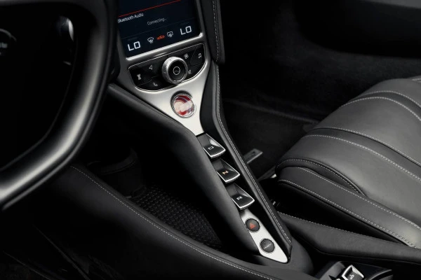 Grey McLaren 720 S Photo 7