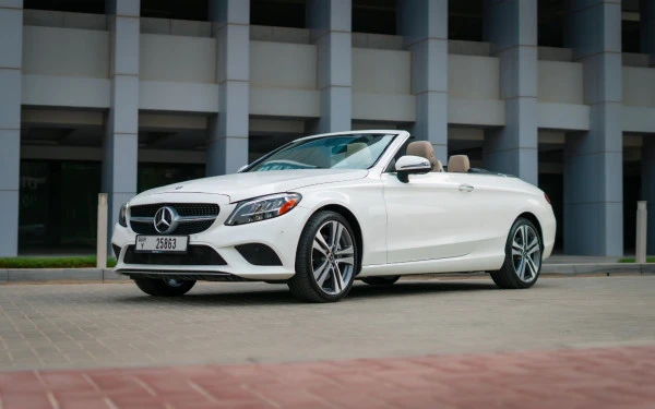 White Mercedes C300 cabrio Photo 7