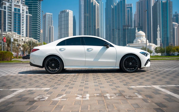 Mercedes CLA200