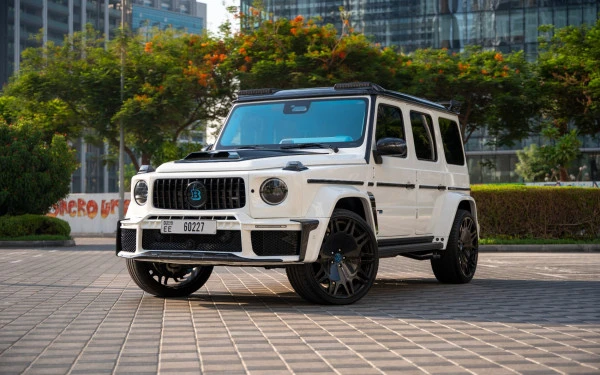 White Mercedes G63 Brabus Kit Photo 11