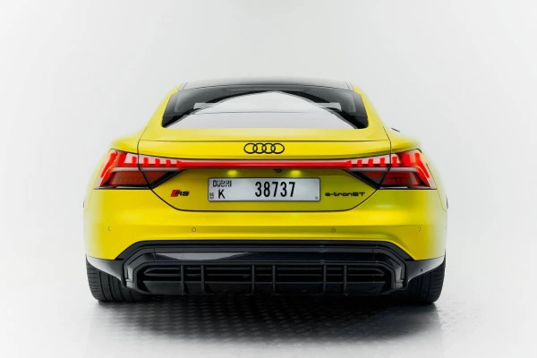 RS E-tron GT