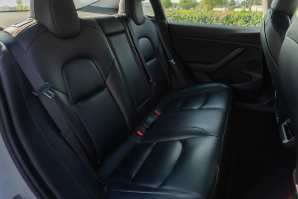 White Tesla Model 3 Photo 11