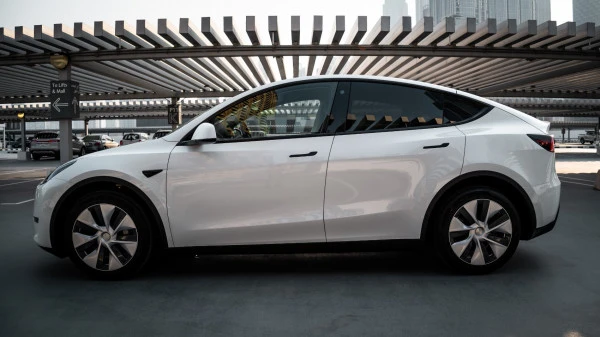 Tesla Model Y Long Range