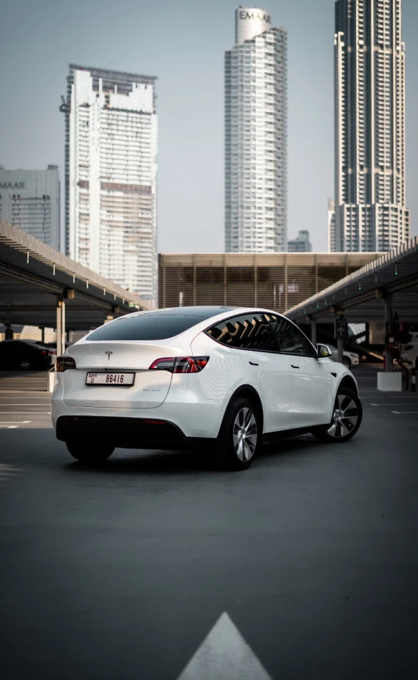 Tesla Model Y Long Range