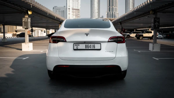 Tesla Model Y Long Range