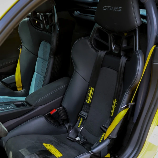 Porsche GT4 RS