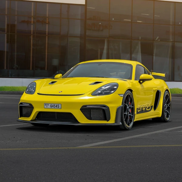 Yellow Porsche GT4 RS Photo 7